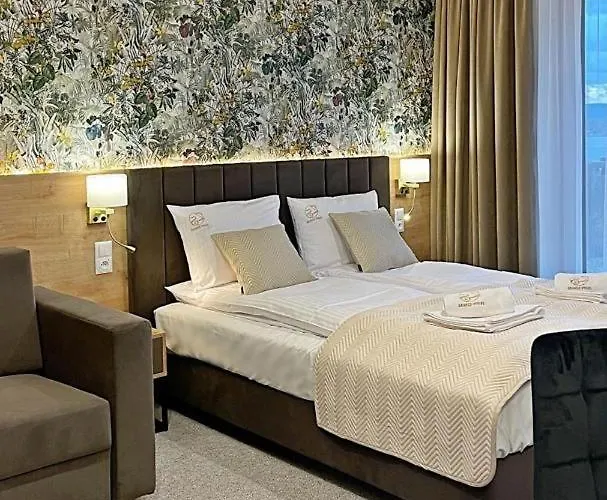 Zloty Szalas לינה וארוחת בוקר 3*